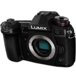 Panasonic DC-G9EG-K Lumix G Systemkamera (20 MP, 4K/6K, Dual I.S., OLED-Sucher, WiFi, Staub und Spritzwasserschutz, schwarz)