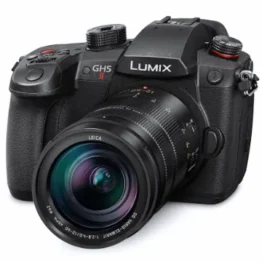 Panasonic LUMIX DC-GH5M2LE Systemkamera mit Objektiv LEICA 12-60mm/F2.8-4.0 (20MP, 4K, doppelte Stabilisierung, Kälte-/ Staub- & Spritzwasserschutz)